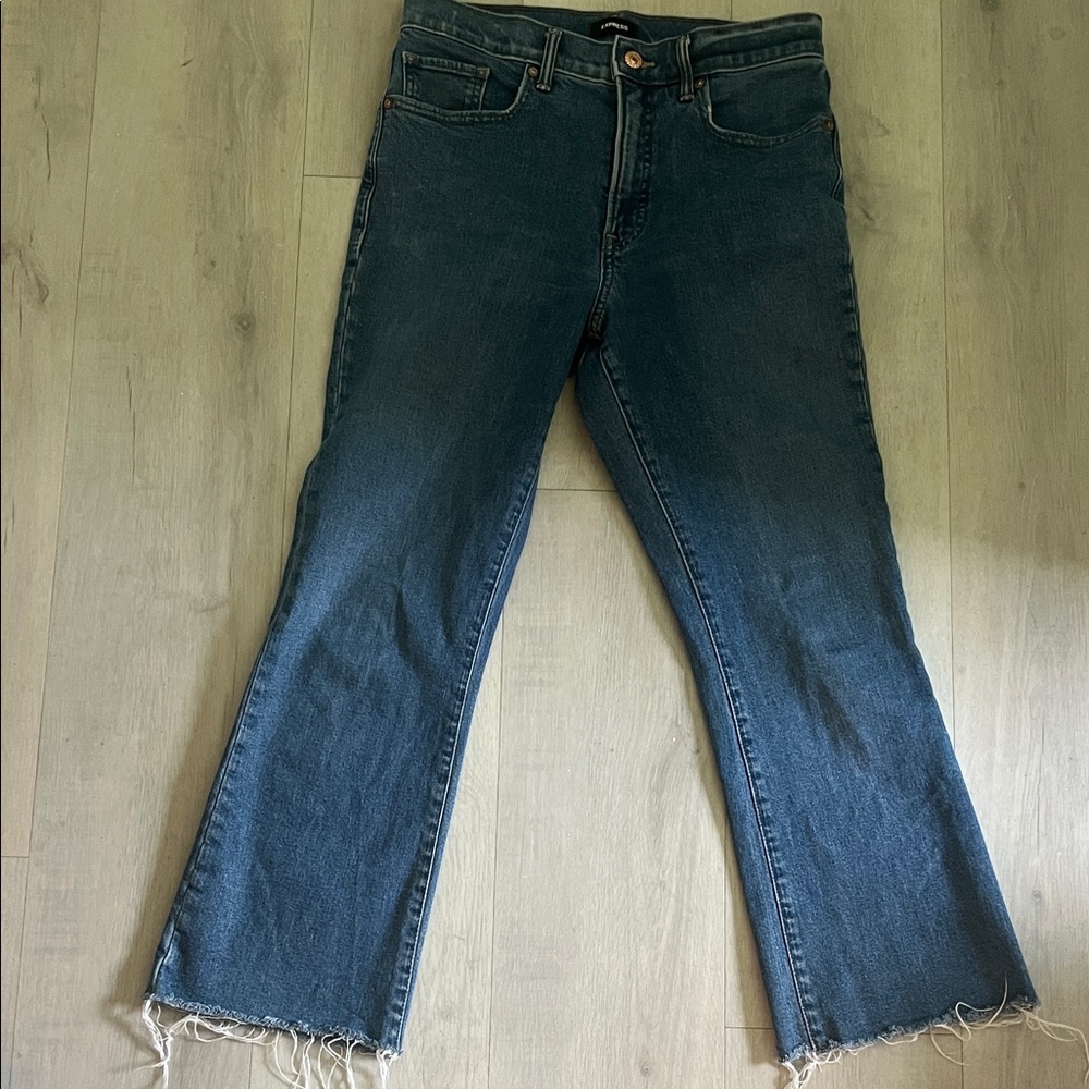 Express Cropped Flair High Rise Blue Women's Jeans